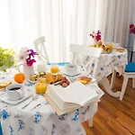 Malkavacanze Bed & Breakfast 4*